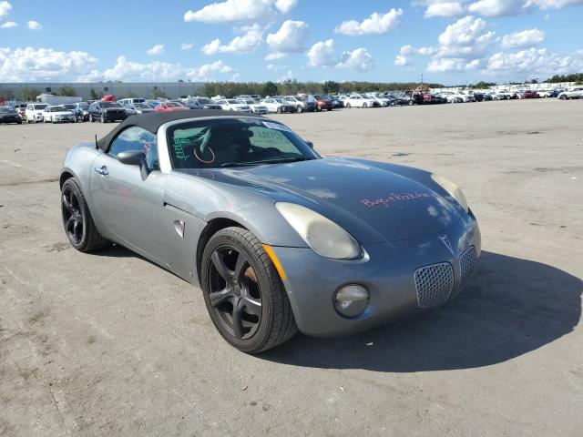 1G2MB33B66Y108115 - 2006 PONTIAC SOLSTICE GRAY photo 1