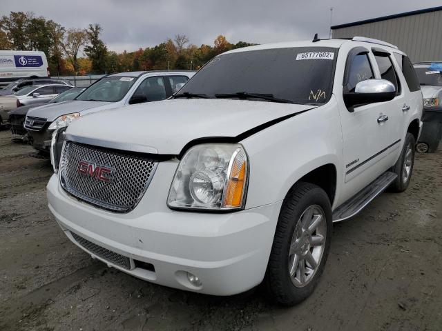 1GKS2EEF7CR****** - 2012 GMC YUKON DENA WHITE photo 2