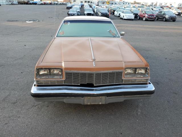 4P37Y7H499371 - 1977 BUICK LE SABRE ORANGE photo 9