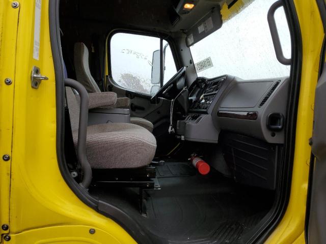 1FVACWDT7GHHH7664 - 2016 FREIGHTLINER M2 106 MED YELLOW photo 5