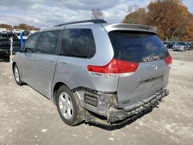 5TDKK3DC1CS244539 - 2012 TOYOTA SIENNA LE SILVER photo 9