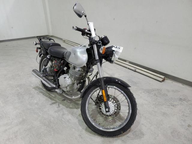 JS1NJ4CA0F2100105 - 2015 SUZUKI TU250 X GRAY photo 1