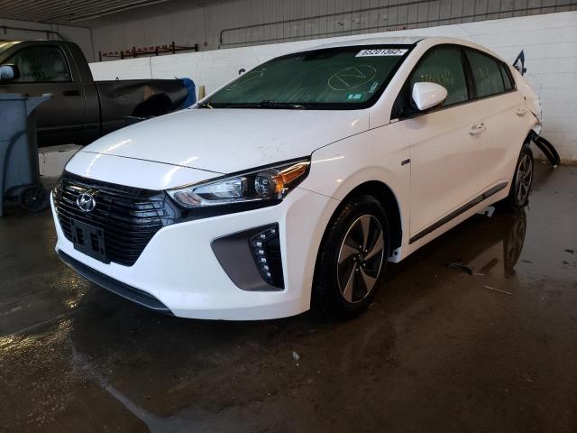 KMHC75LCXJU065004 - 2018 HYUNDAI IONIQ SEL WHITE photo 2