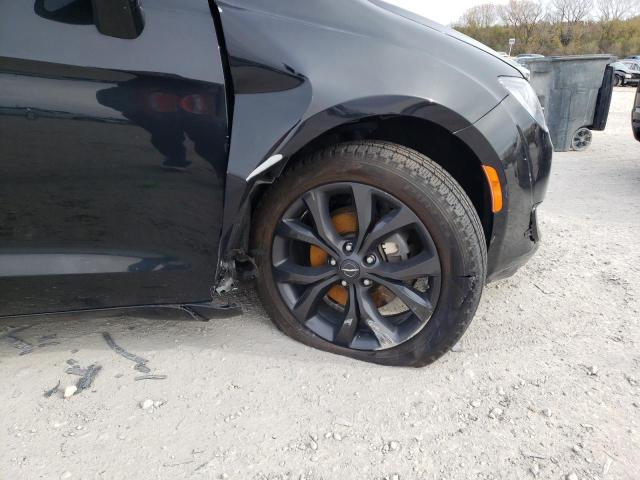 2C4RC1FG8JR234676 - 2018 CHRYSLER PACIFICA T BLACK photo 9