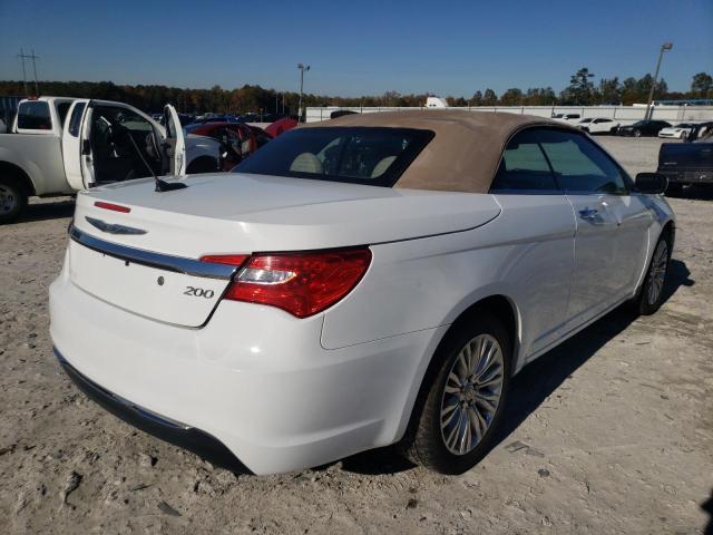 1C3BC7EG6BN599558 - 2011 CHRYSLER 200 LIMITE WHITE photo 4