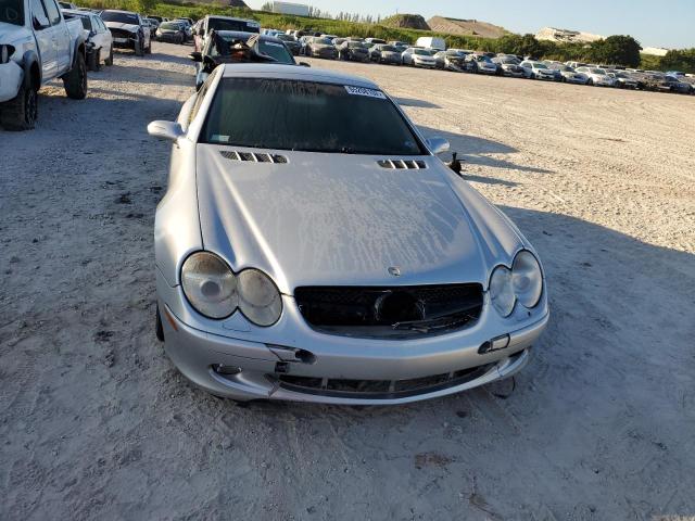 WDBSK75F94F083535 - 2004 MERCEDES-BENZ SL 500 SILVER photo 9