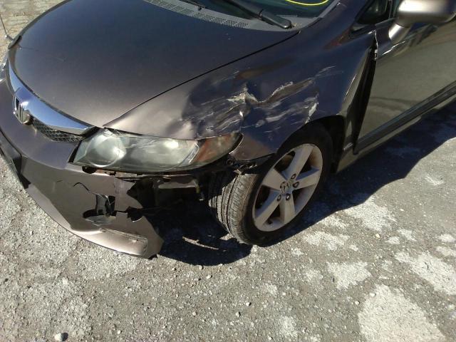 2HGFA1F63AH514870 - 2010 HONDA CIVIC LX-S فحمي صورة 9