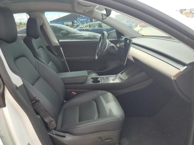 5YJYGDEF8MF269308 - 2021 TESLA MODEL Y أبيض صورة 5
