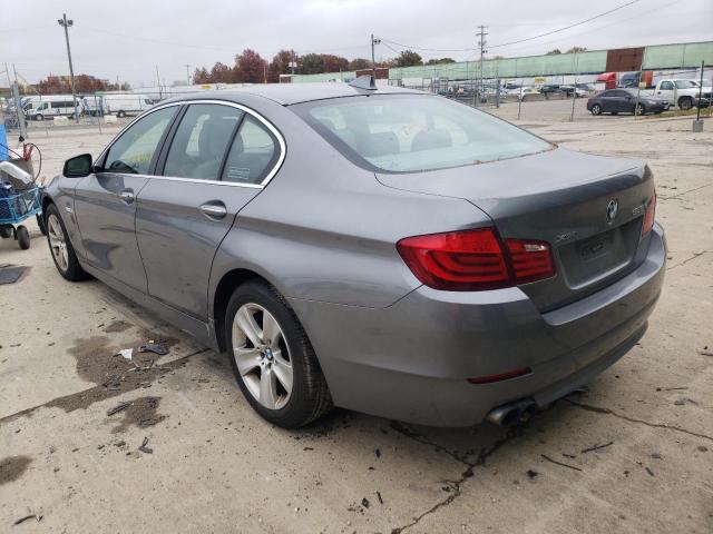 WBAXH5C56DDW15000 - 2013 BMW 528 XI GRAY photo 3