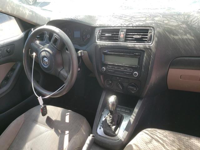 3VW2K7AJ6BM056895 - 2011 VOLKSWAGEN JETTA BASE 银色 照片 9