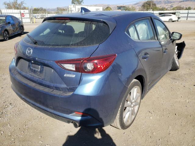 3MZBN1M34HM132110 - 2017 MAZDA 3 GRAND TO BLUE photo 4