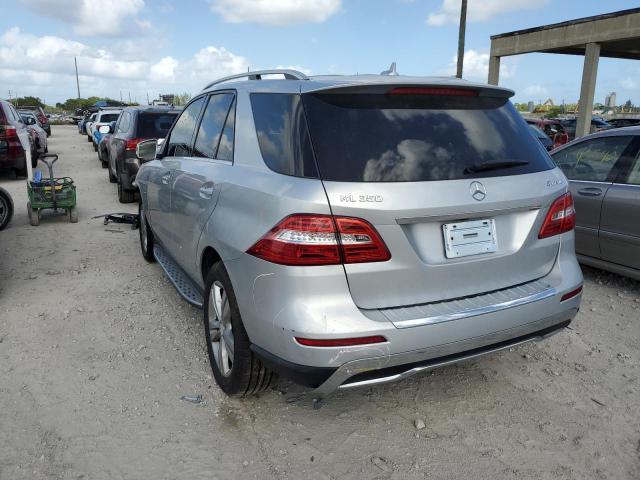 4JGDA5HBXCA045782 - 2012 MERCEDES-BENZ ML 350 4MA SILVER photo 3