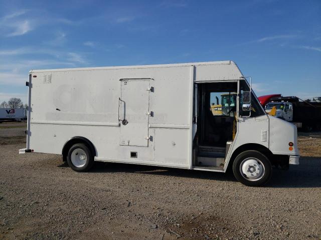 4UZAANBW81CJ13674 - 2001 FREIGHTLINER CHASSIS M WHITE photo 9