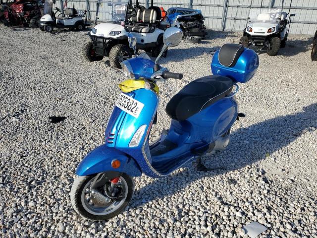 ZAPM818G4F5400896 - 2015 VESPA SPRINT 150 BLUE photo 2