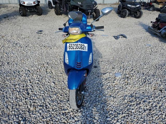 ZAPM818G4F5400896 - 2015 VESPA SPRINT 150 BLUE photo 5