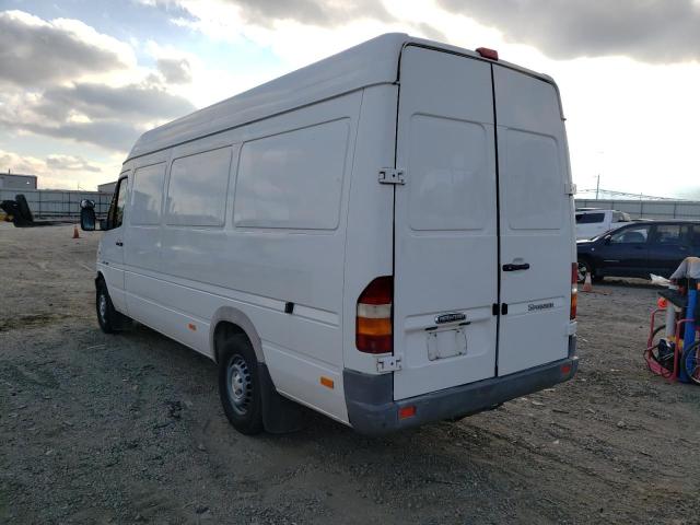 WDYPD744855804232 - 2005 DODGE SPRINTER WHITE photo 3