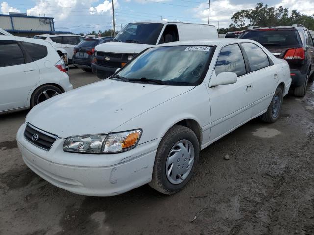 4T1BG22K61U790084 - 2001 TOYOTA CAMRY CE WHITE photo 2