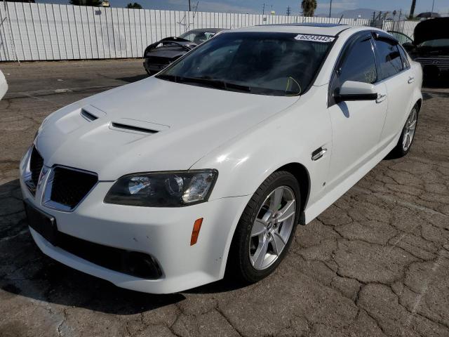 6G2EC57Y18L132630 - 2008 PONTIAC G8 GT WHITE photo 2