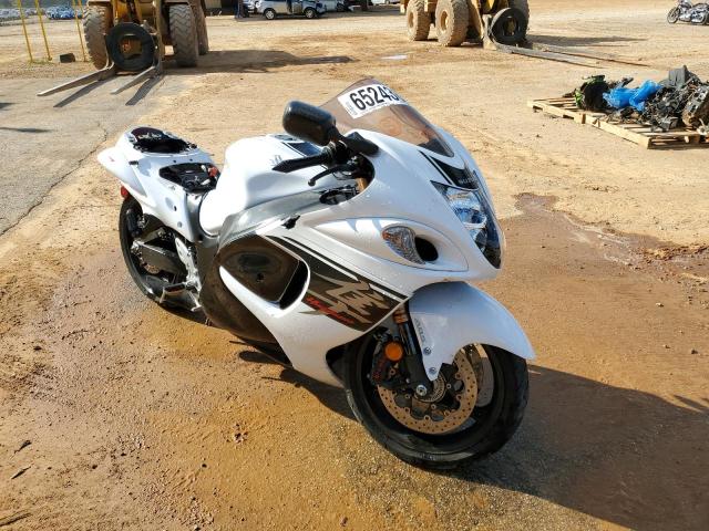 JS1GX72B6H2100390 - 2017 SUZUKI GSX1300 RA WHITE photo 1