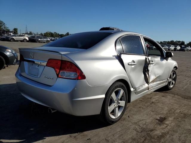 2HGFA1F63BH542671 - 2011 HONDA CIVIC LX-S Gümüş foto 4