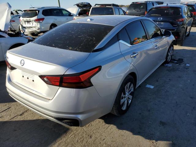 1N4BL4BV1KC243873 - 2019 NISSAN ALTIMA S SILVER photo 4