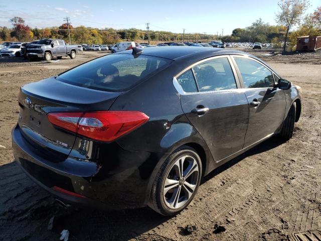 KNAFZ4A82G5617454 - 2016 KIA FORTE EX BLACK photo 4