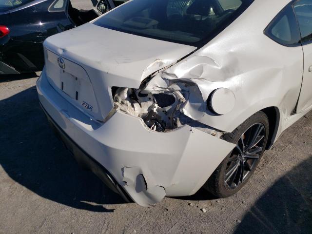JF1ZNAA14F8701873 - 2015 TOYOTA SCION FR-S WHITE photo 9