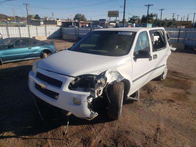 1GNDV23W98D161974 - 2008 CHEVROLET UPLANDER L WHITE photo 2