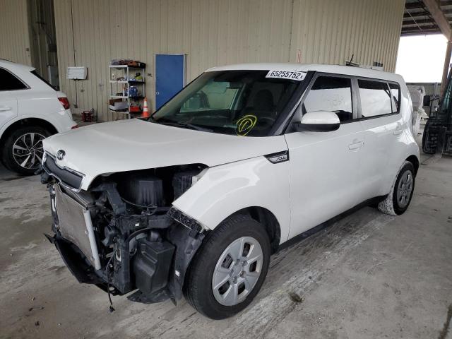 KNDJN2A22G7256269 - 2016 KIA SOUL WHITE photo 2