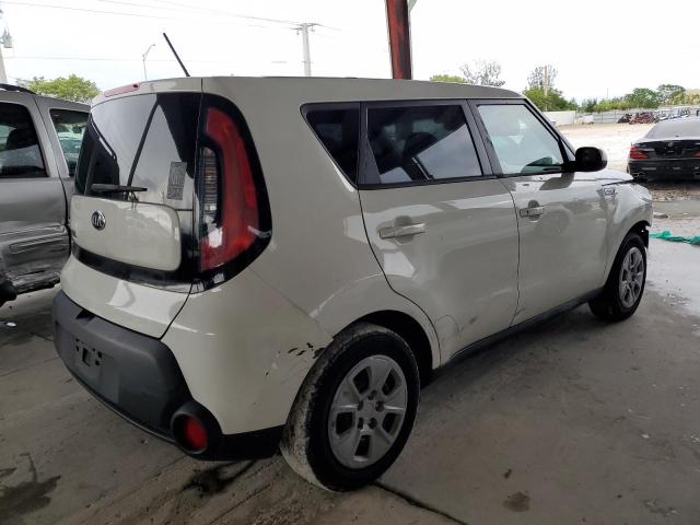 KNDJN2A22G7256269 - 2016 KIA SOUL WHITE photo 4