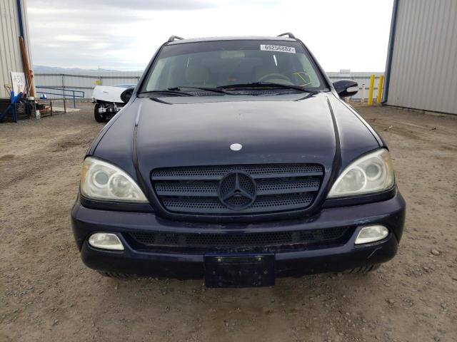 4JGAB54E32A319614 - 2002 MERCEDES-BENZ ML 320 BLUE photo 9