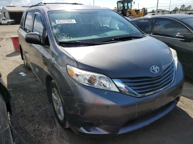 5TDKK3DC2FS577725 - 2015 TOYOTA SIENNA LE GRAY photo 1