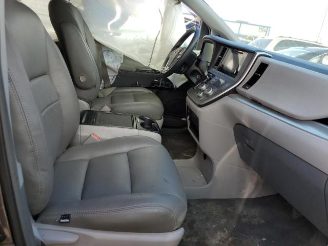 5TDKK3DC2FS577725 - 2015 TOYOTA SIENNA LE GRAY photo 5