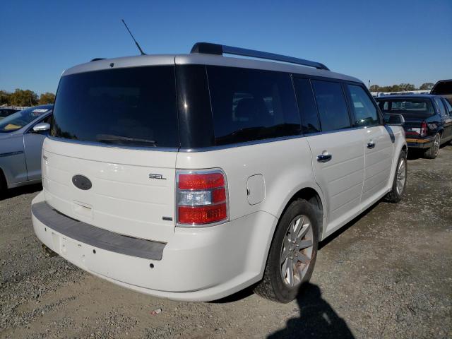 2FMEK62C49BA14744 - 2009 FORD FLEX WHITE photo 4