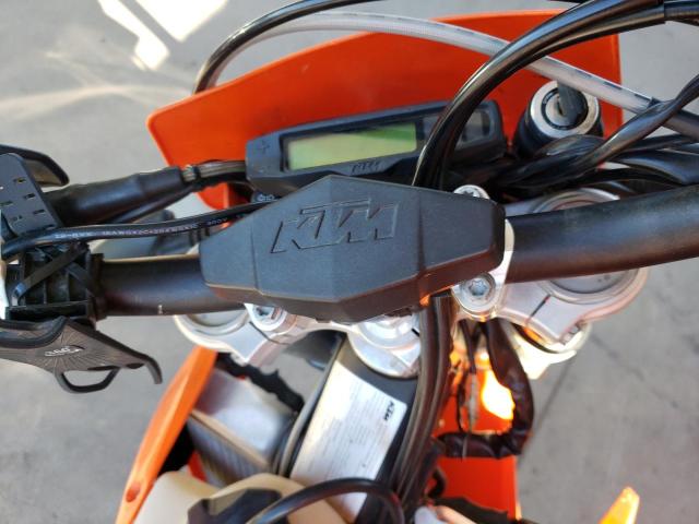 VBKEXK403NM437660 - 2022 KTM 500 EXC-F ORANGE photo 8