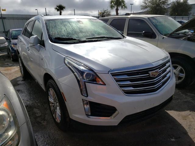 1GYKNARS4HZ229884 - 2017 CADILLAC XT5 WHITE photo 1