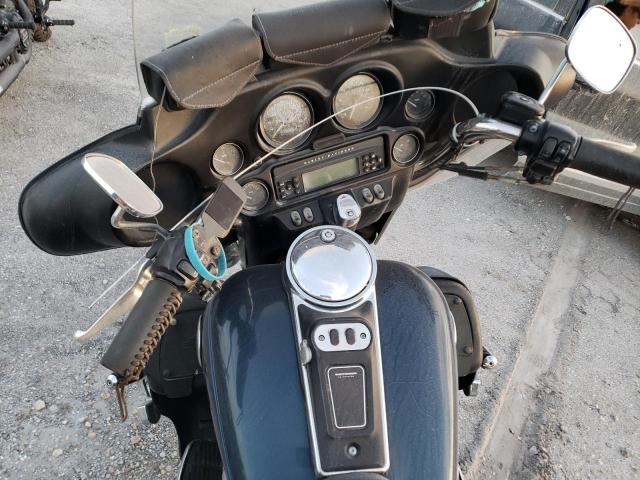 1HD1FCW102Y630785 - 2002 HARLEY-DAVIDSON FLHTCUI 蓝色 照片 5