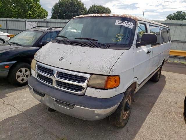 2B5WB35Z3YK179716 - 2000 DODGE RAM WAGON WHITE photo 2