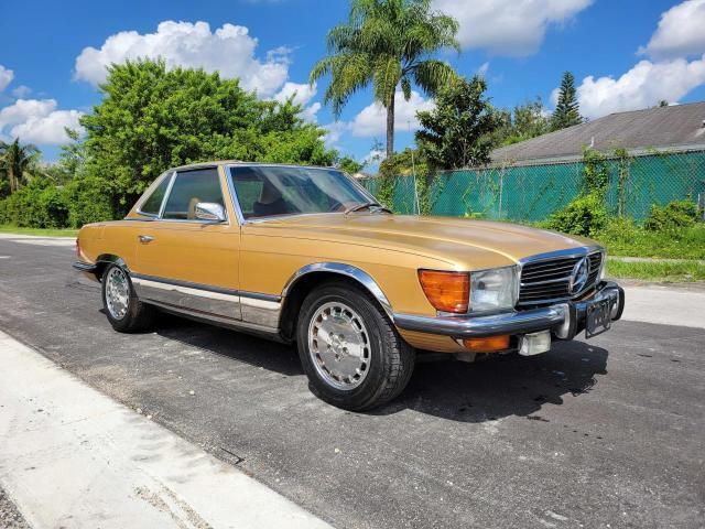 10704412006201 - 1973 MERCEDES-BENZ 450SL GOLD photo 1