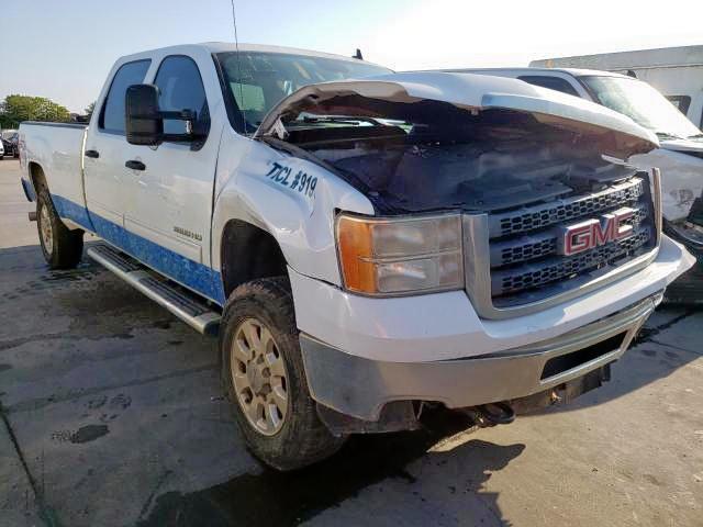 1GT413C83BF135801 - 2011 GMC SIERRA C35 WHITE photo 1