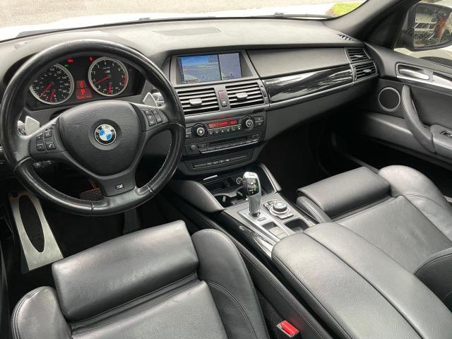 5YMGY0C50ALK25282 - 2010 BMW X5 M GRAY photo 9