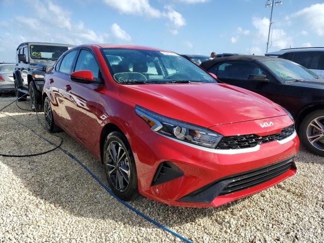 3KPF24AD3NE418984 - 2022 KIA FORTE FE RED photo 1