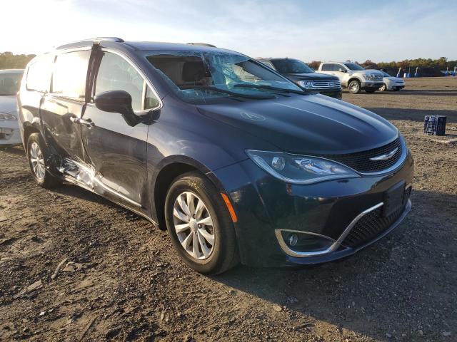 2C4RC1BG9JR353844 - 2018 CHRYSLER PACIFICA T BLUE photo 1