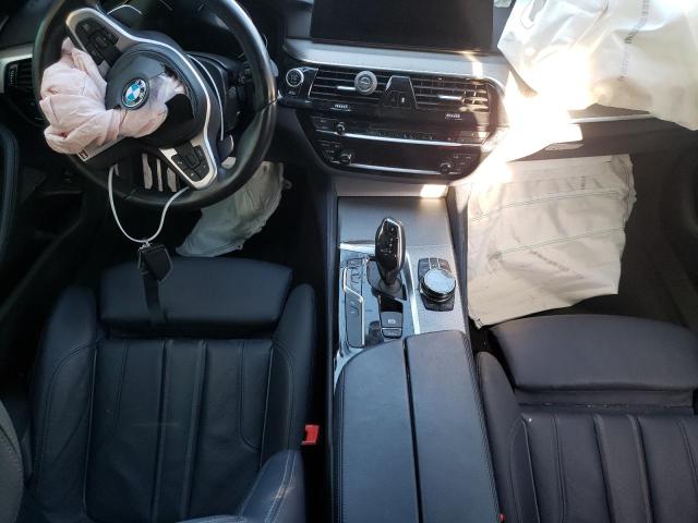 WBAJE7C5XJWC56084 - 2018 BMW 540 XI GRAY photo 5