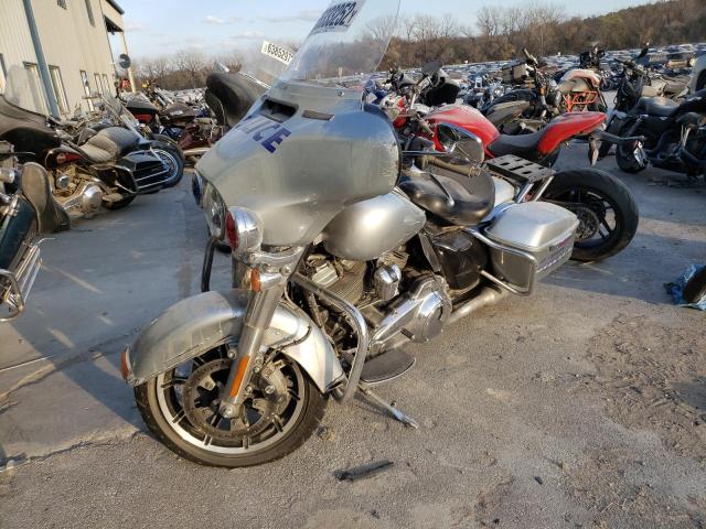 1HD1FMC15JB678004 - 2018 HARLEY-DAVIDSON FLHTP POLI ვერცხლისფერი ფოტო 2