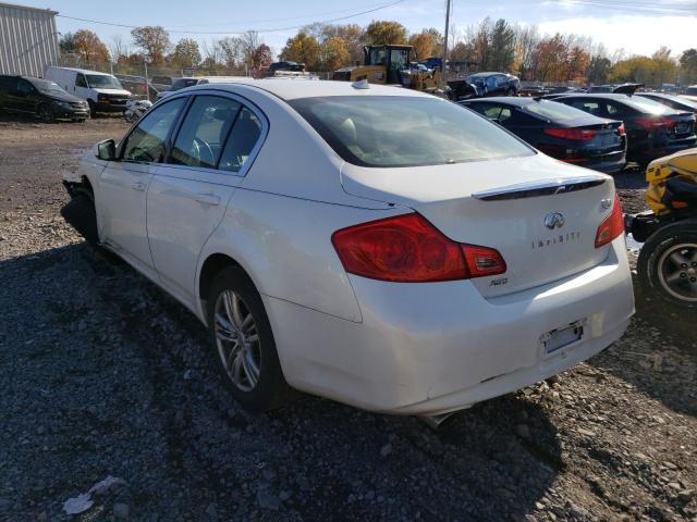 JN1CV6ARXFM651431 - 2015 INFINITI Q40 WHITE photo 3