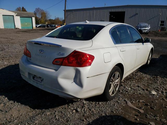 JN1CV6ARXFM651431 - 2015 INFINITI Q40 WHITE photo 4