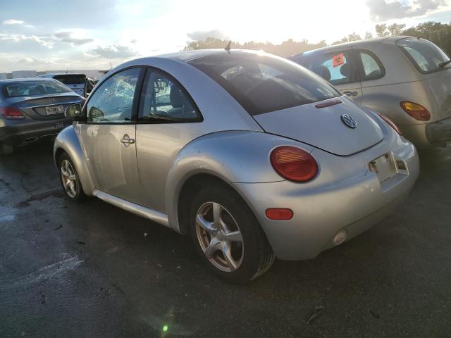 3VWBA21C7YM430950 - 2000 VOLKSWAGEN NEW BEETLE 银色 照片 3