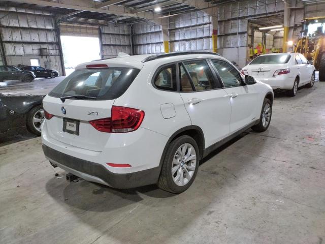 WBAVL1C59DVR90274 - 2013 BMW X1 XDRIVE2 WHITE photo 4