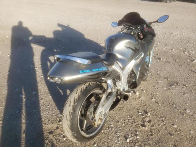 JS1GW71A852108403 - 2005 SUZUKI GSX1300 RK GRAY photo 4